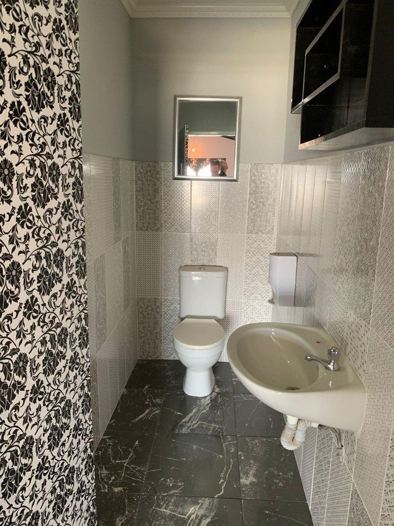 To Let commercial Property for Rent in Heritage Park Western Cape